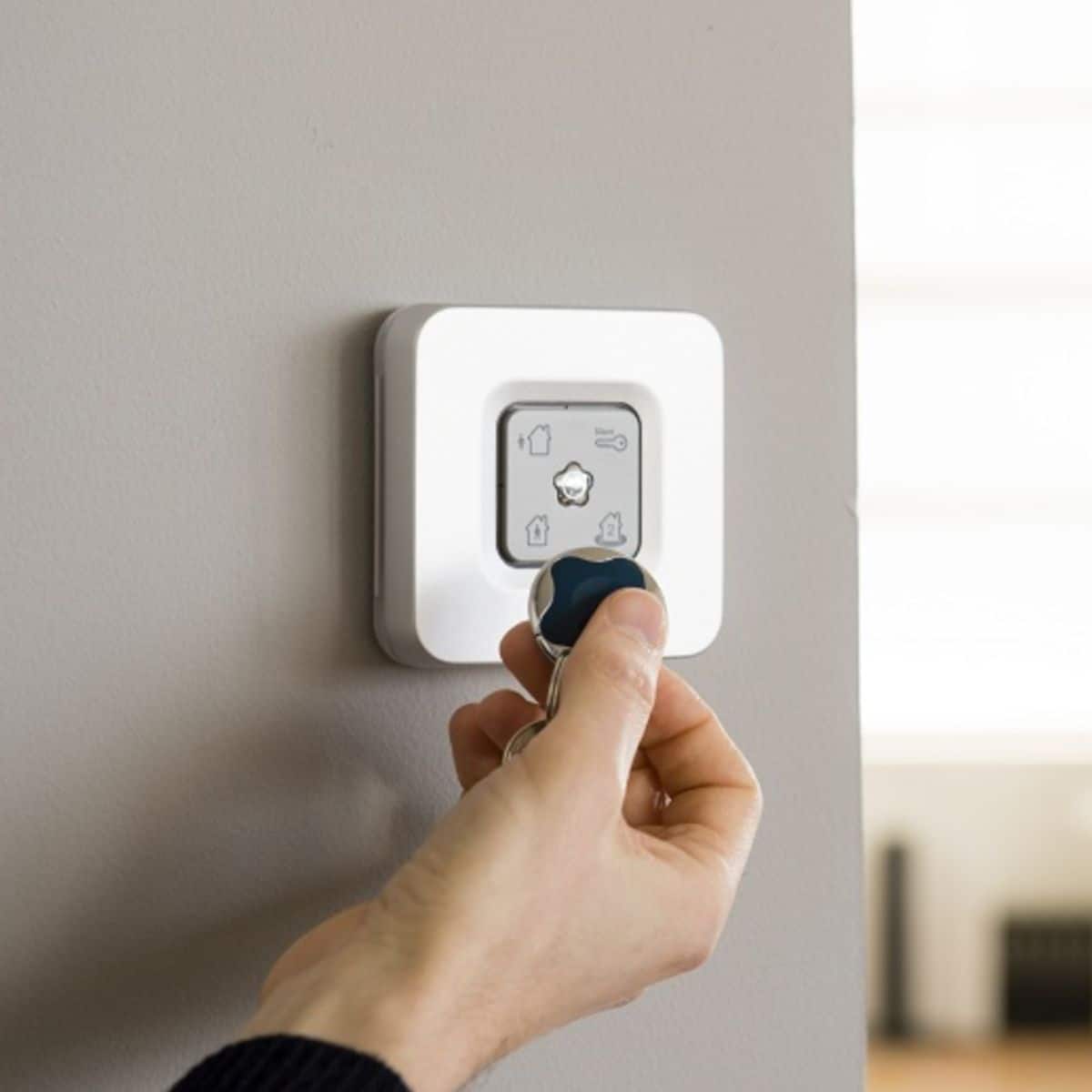 Comment activer une alarme Verisure avec un badge ? Index Maison